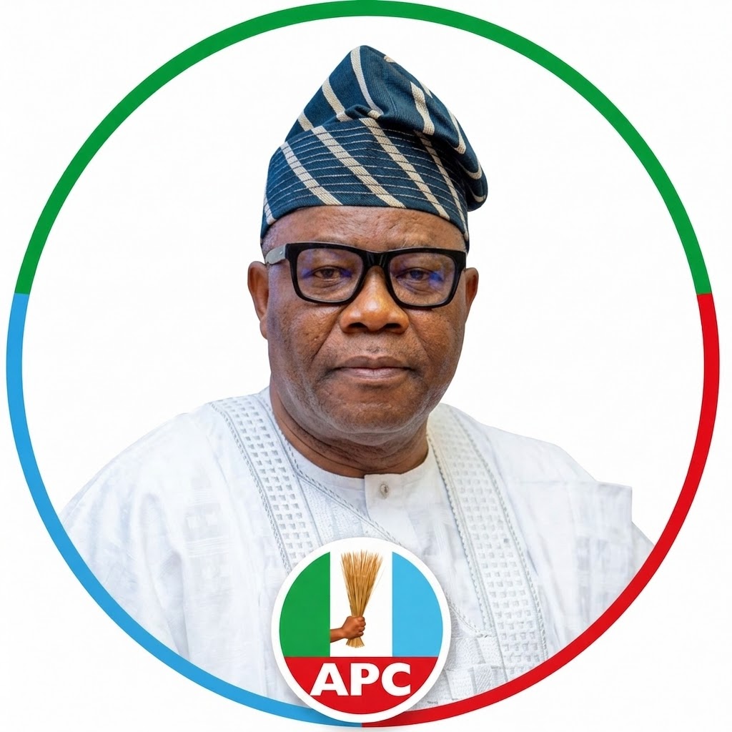 Godswill Akpabio (Sen.)